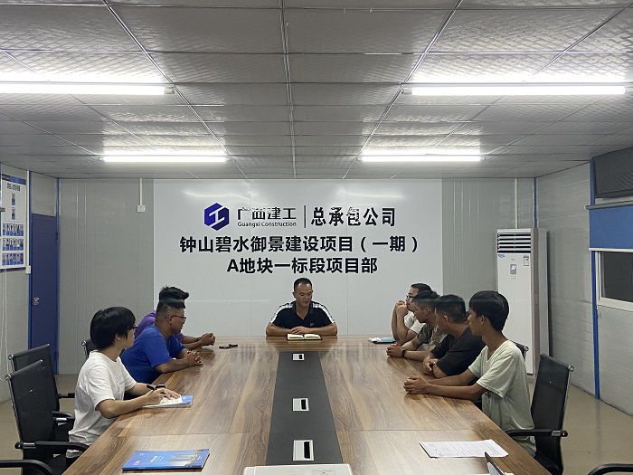 座谈会现场。韦秀丽 摄.jpg