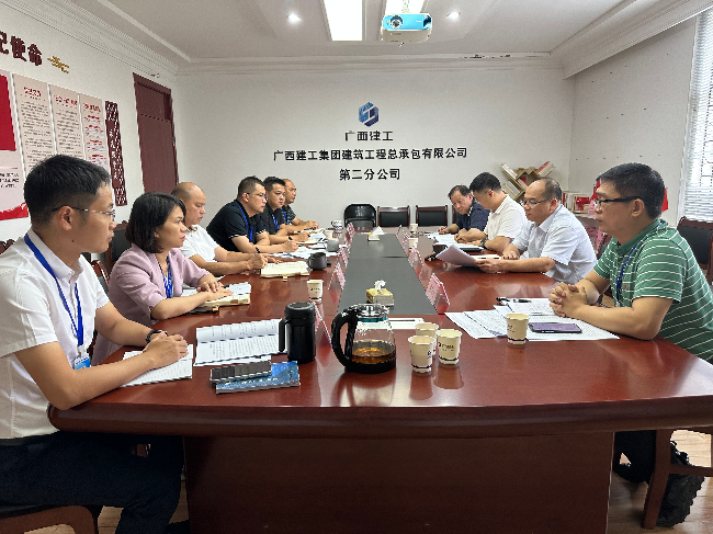 调研会现场。王莹摄（建图）.png